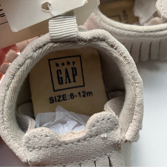 GAP Baby unisex leather mocassins 6-12m NWT - Picture 3 of 5